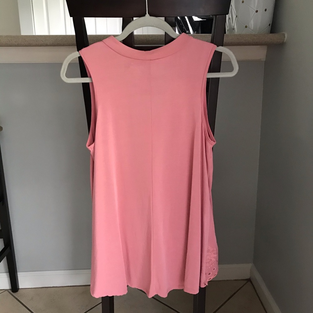 Francesca’s Top - Picture 2 of 4